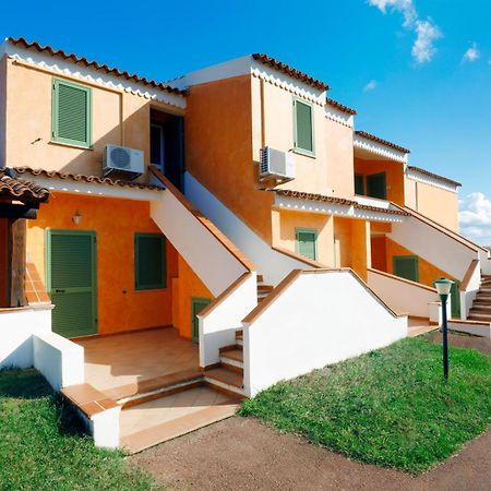 Pittulongu Hotel Baia Aranzos מראה חיצוני תמונה